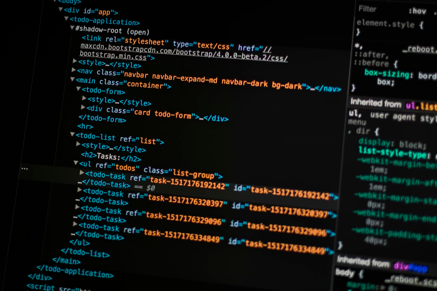 Desenvolupament web
tailor-made